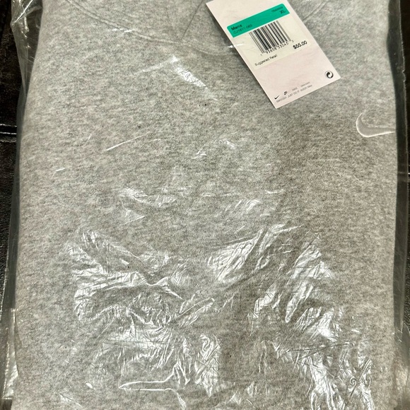 Nike Hoodie - Picture 4 of 5